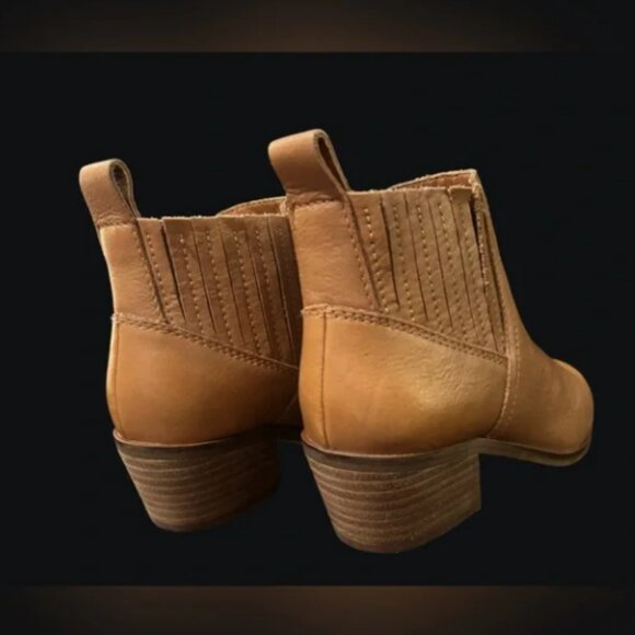 Lucky Brand Brown Tan Ilisse Leather Ankle Bootie Cowboy Slip On - Picture 5 of 16